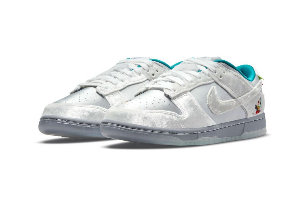 Nike Dunk Low Ice "Holiday Seasson"