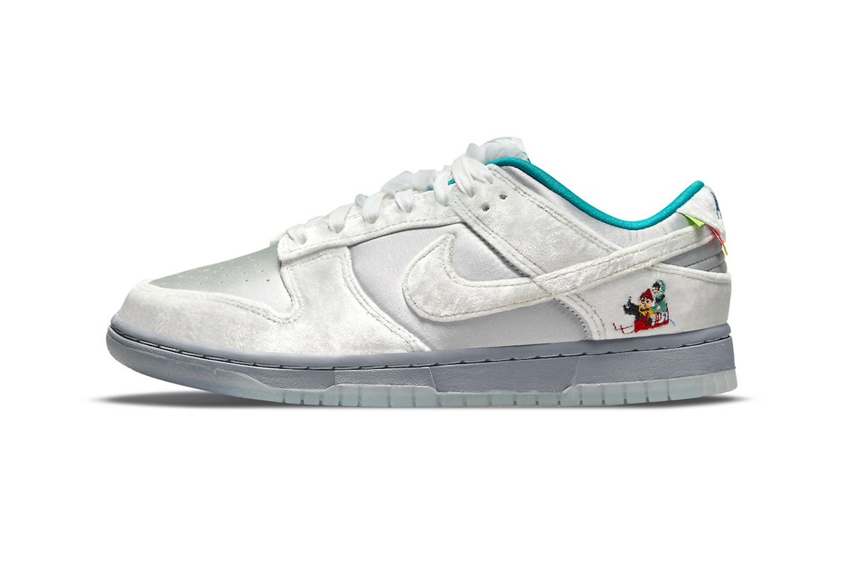 Nike Dunk Low Ice "Holiday Seasson"